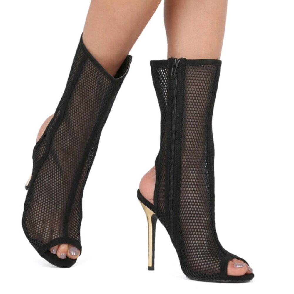 Wild Diva Adele Peep Toe Caged Black Mesh Sandal Gold  Heels SZ 7